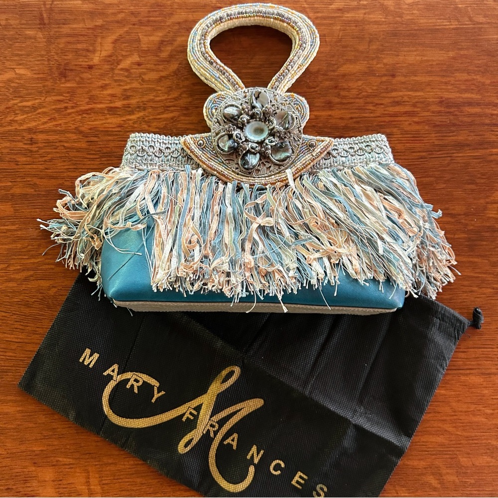 🩵 Mary Frances embellished evening bag. Luxe with beading, shells & silk fringe